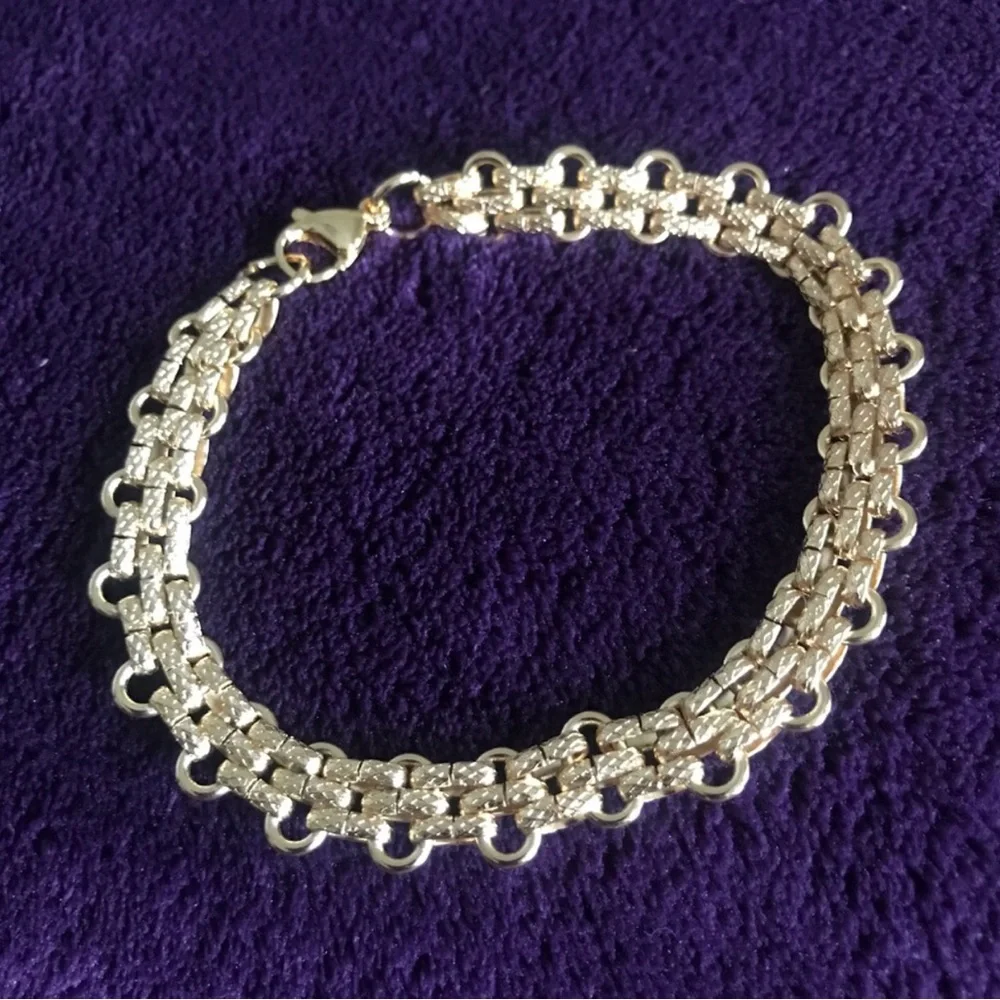 Classic bracelet, 18k Gold plated over sterling silver